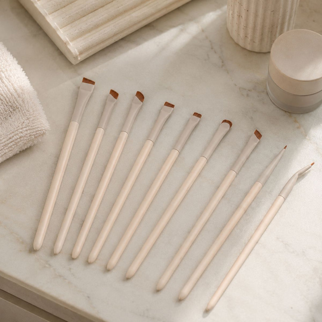 Technique PRO Flick Eyeliner-, Augenbrauen- & Detail-Make-up-Pinsel-Set (9-teilig)