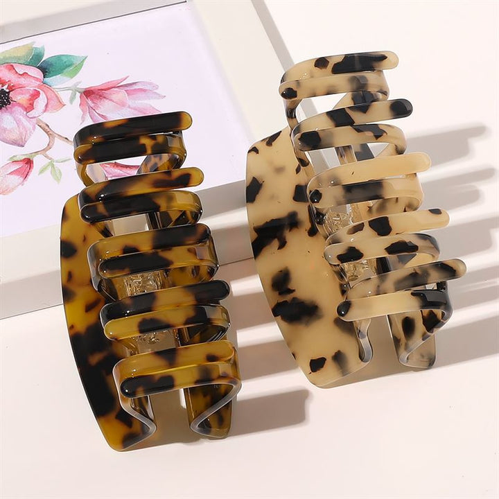 Chris Rubin Felia Hair Claw - Tortoise - Hair Accessories | Fashiongirl