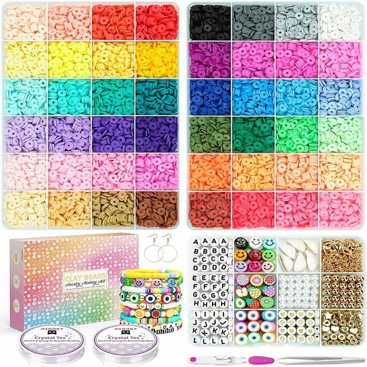Das Fashiongirl Clay Beads / Heishi Beads Arona Kit – KREA DIY Jewellery Kit enthält 12.000 verschiedene Perlen, Buchstaben- und Smiley-Perlen, Ohrringhaken, elastische Schnüre und Werkzeuge, alles ordentlich sortiert mit Musterkit und Verpackung.