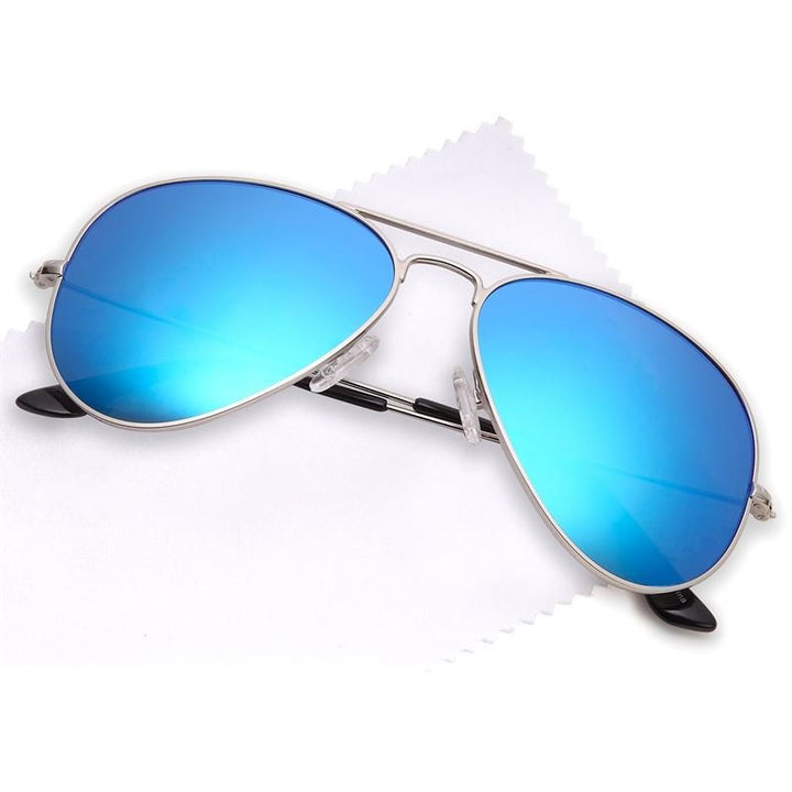 Lux Aviator Pilot Sonnenbrille – blaue Gläser mit silbernem Rahmen – | Fashiongirl