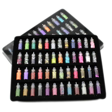 Nageldekoration / Nageldekorationsset für die Maniküre mit Perlen, Pailletten, Glitzer und Diamanten – 48 Flaschen – | Fashiongirl