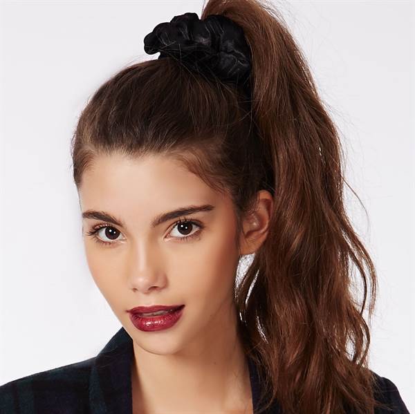 Scrunchie - Velour &amp; elastic - Red - Hair Accessories
