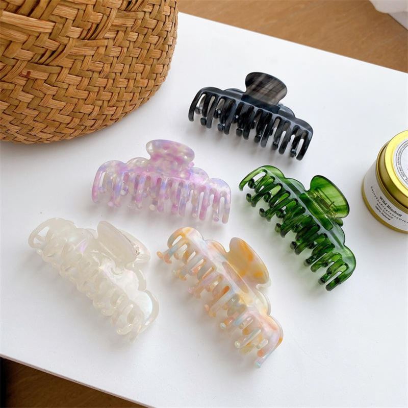 SOHO Cloud Hair Claw – Weiß – Haaraccessoires