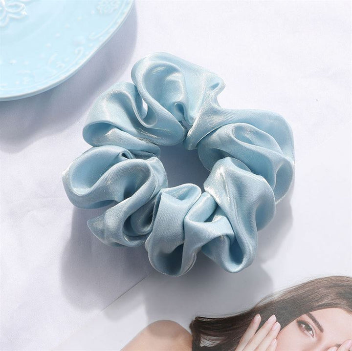 SOHO Gwen Scrunchie – Hellblau – Haaraccessoires