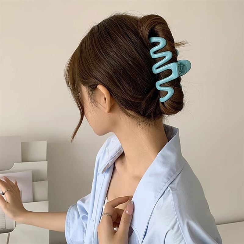 SOHO Malik Hair Claw – Blau – Haaraccessoires