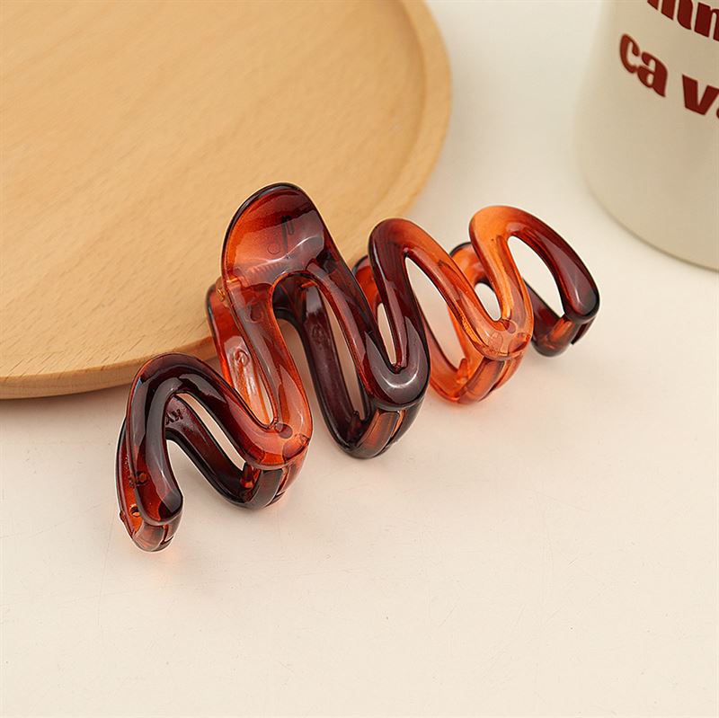 SOHO Malik Hair Claw – Braun – Haaraccessoires