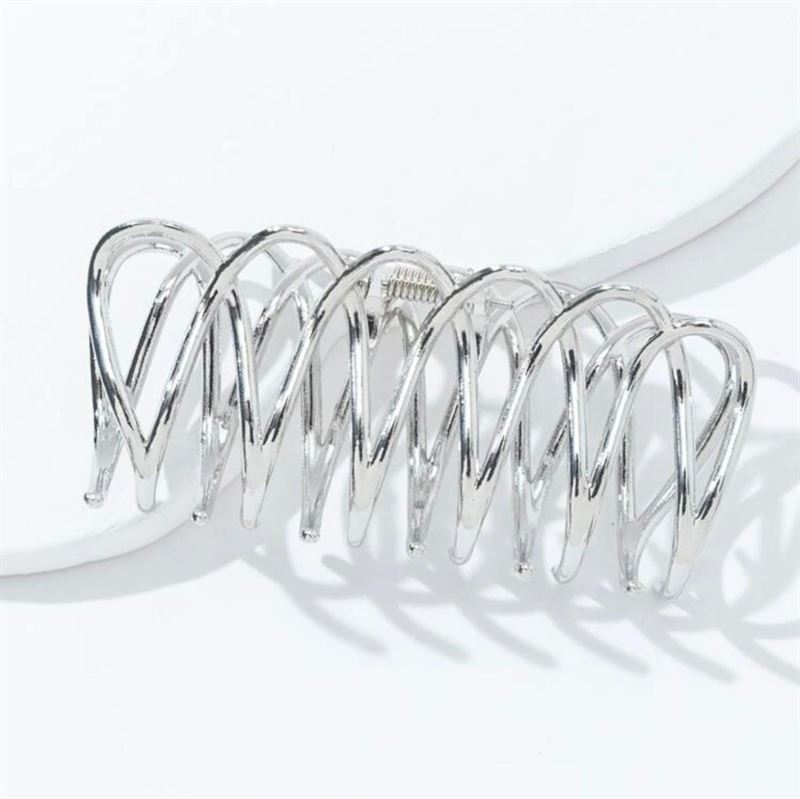 SOHO Olive Metal Hair Claw – Silber – Haaraccessoires