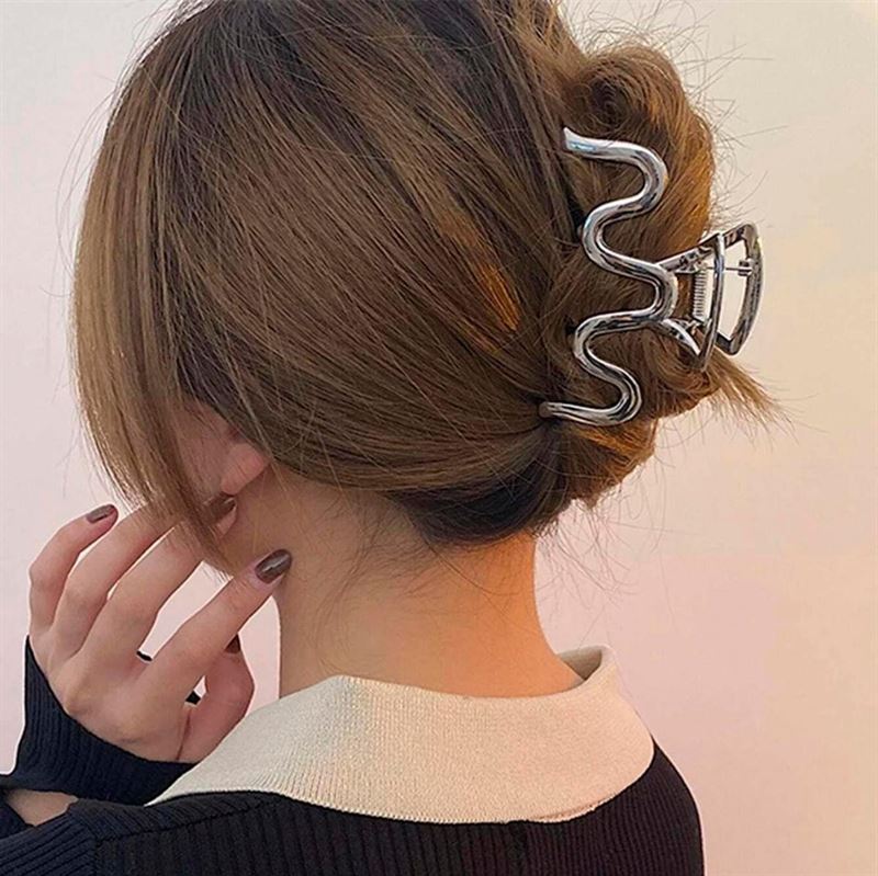 SOHO Ormi Hair Claw – Silber – Haaraccessoires