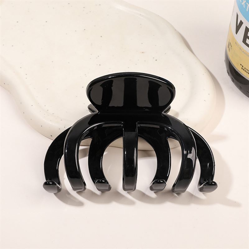 SOHO Saida Hair Claw – Schwarz – Haaraccessoires