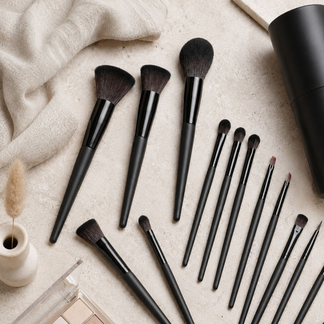 Technique PRO Raven Makeup Brush Set - 18 Professional Brushes - Brush sets - Technique PRO