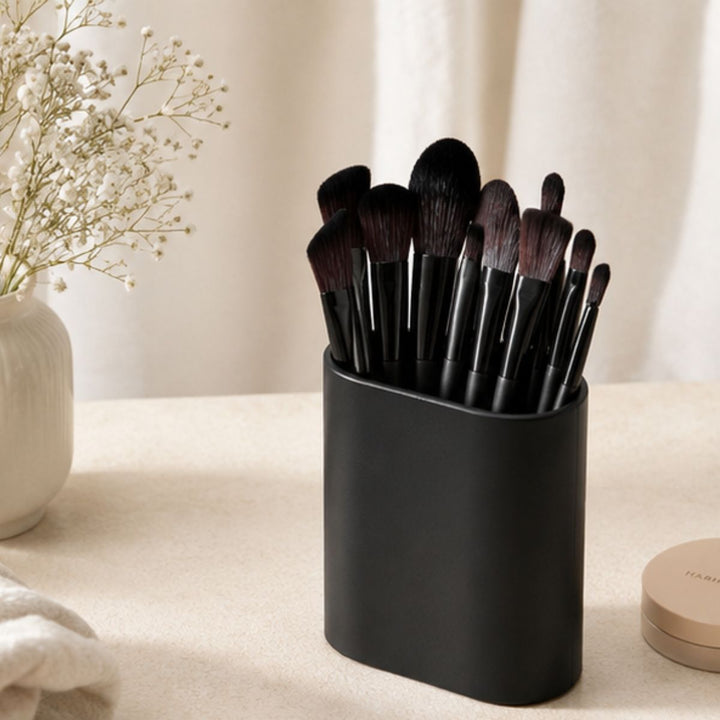 Technique PRO Raven Makeup Brush Set - 18 Professional Brushes - Brush sets - Technique PRO