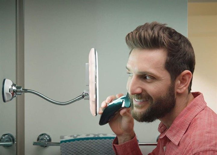 UNIQ Flexibler Spiegel mit LED-Licht und 10-facher Vergrößerung – | Fashiongirl